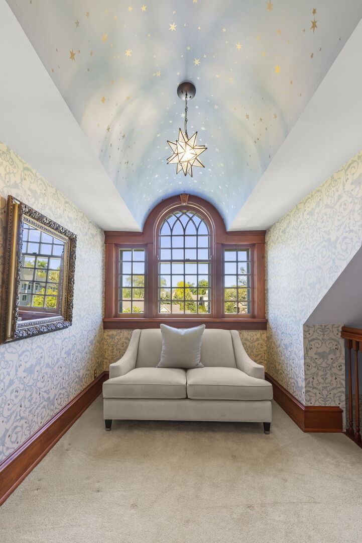 1760 Shaffner Road, Wheaton, IL 60189