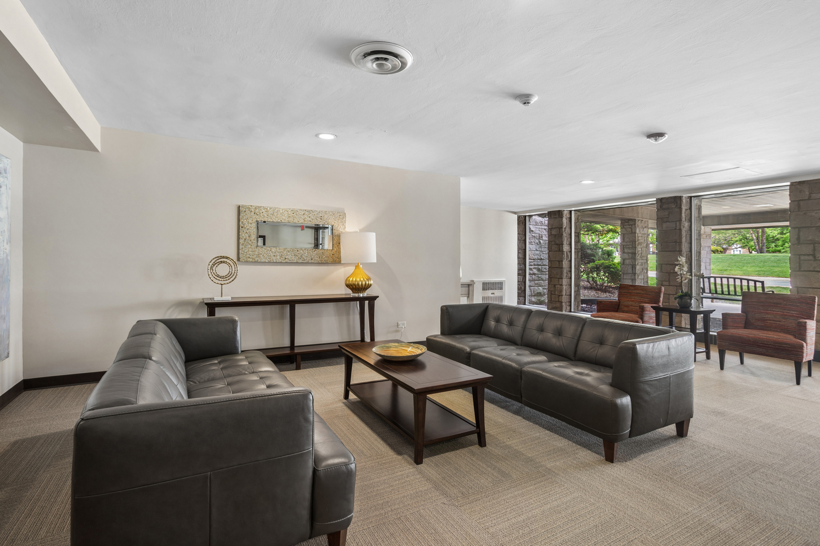 400 Ascot Drive #1E, Park Ridge, IL 60068