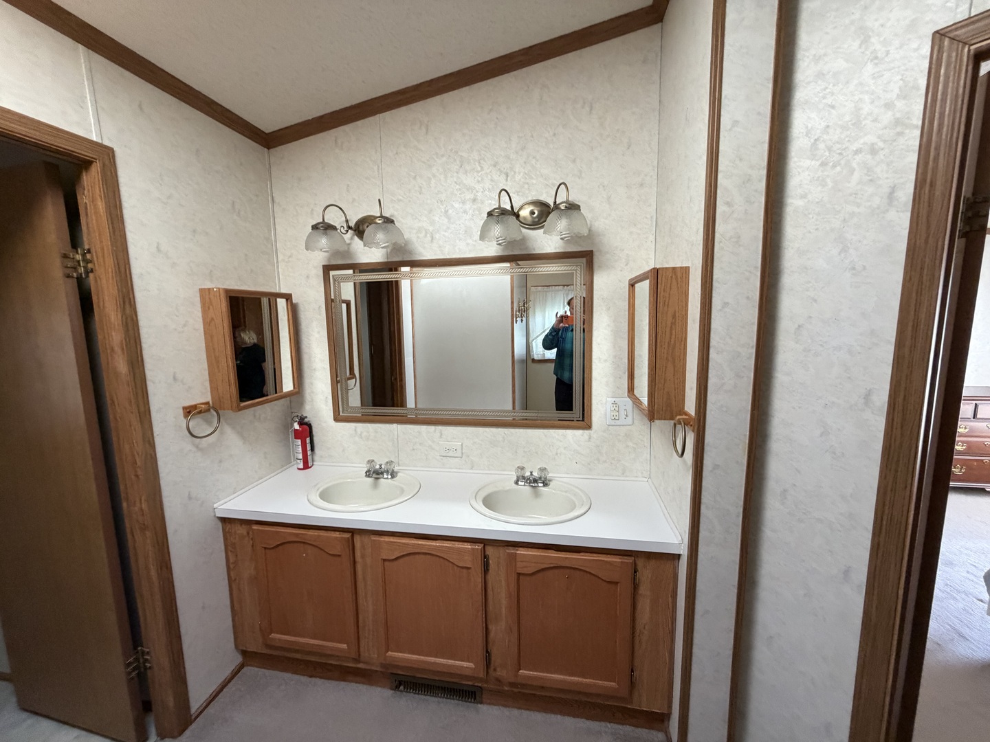 16 Oriole Lane, Beecher, IL 60401