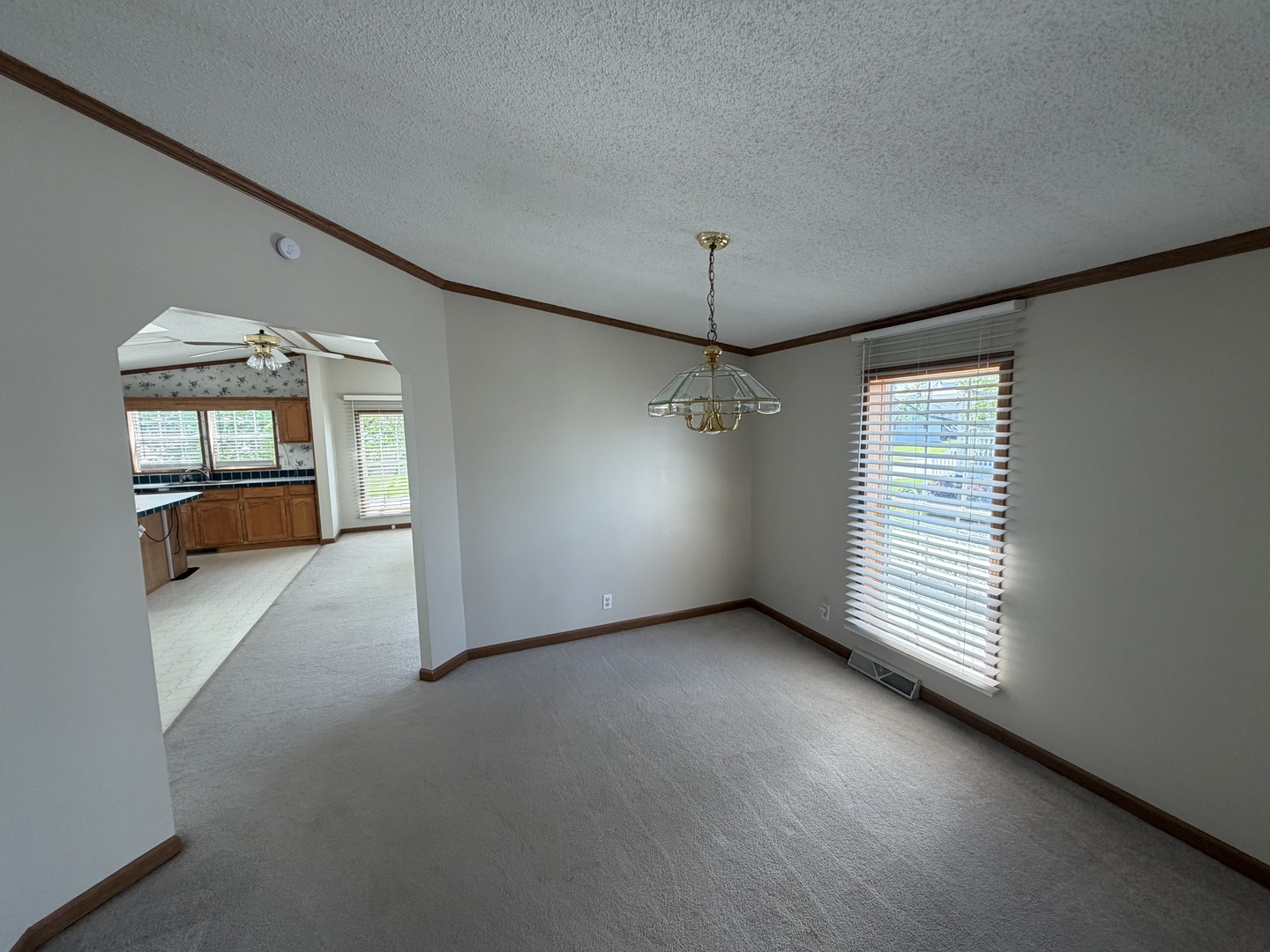 16 Oriole Lane, Beecher, IL 60401