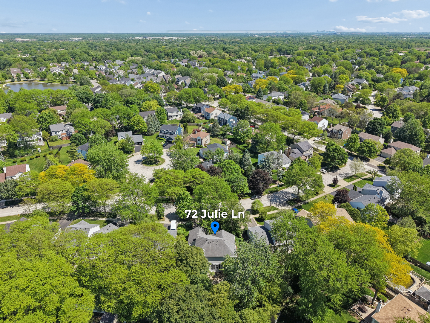 72 Julie Lane, Vernon Hills, IL 60061