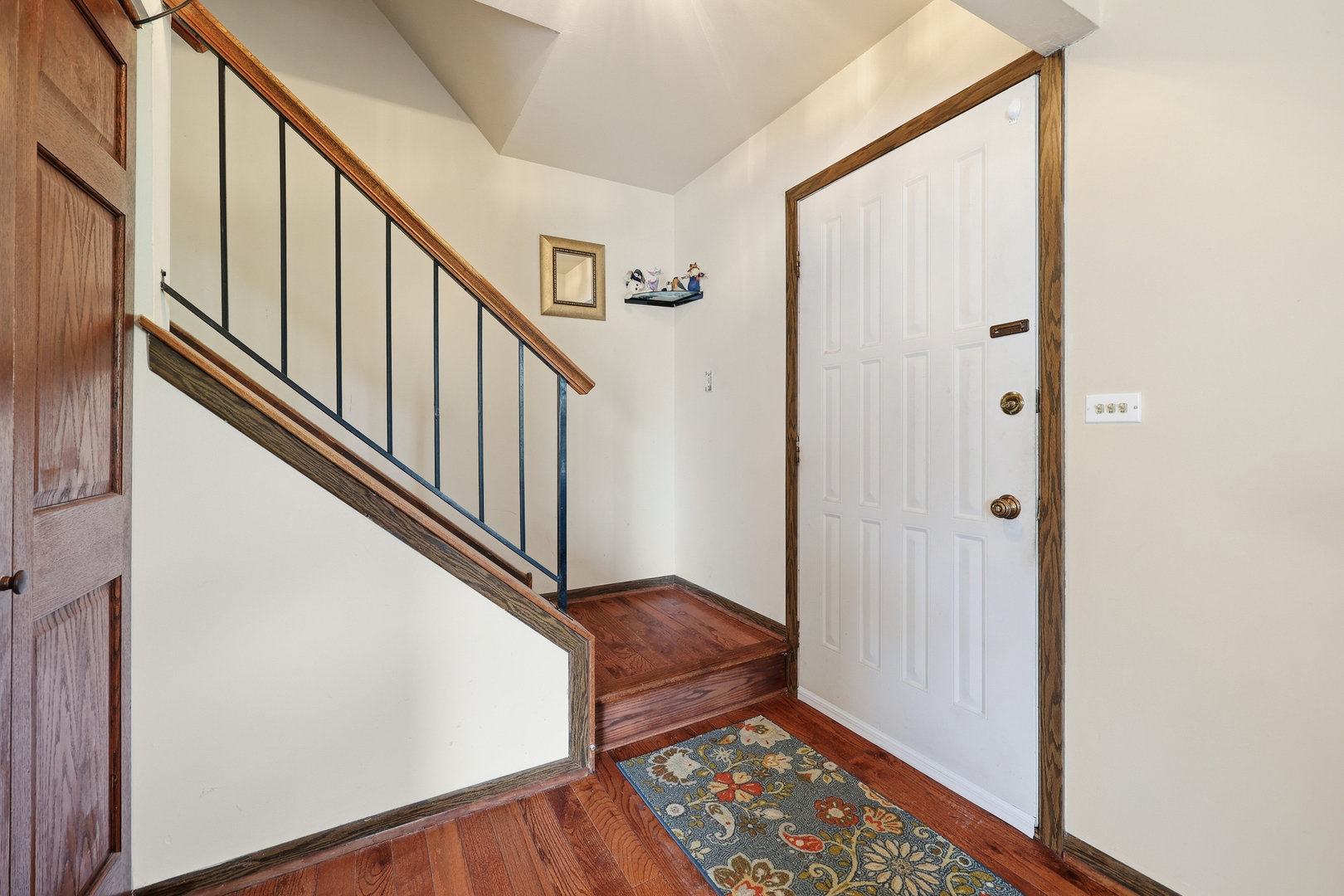 242 Nantucket Harbor #1802, Schaumburg, IL 60193