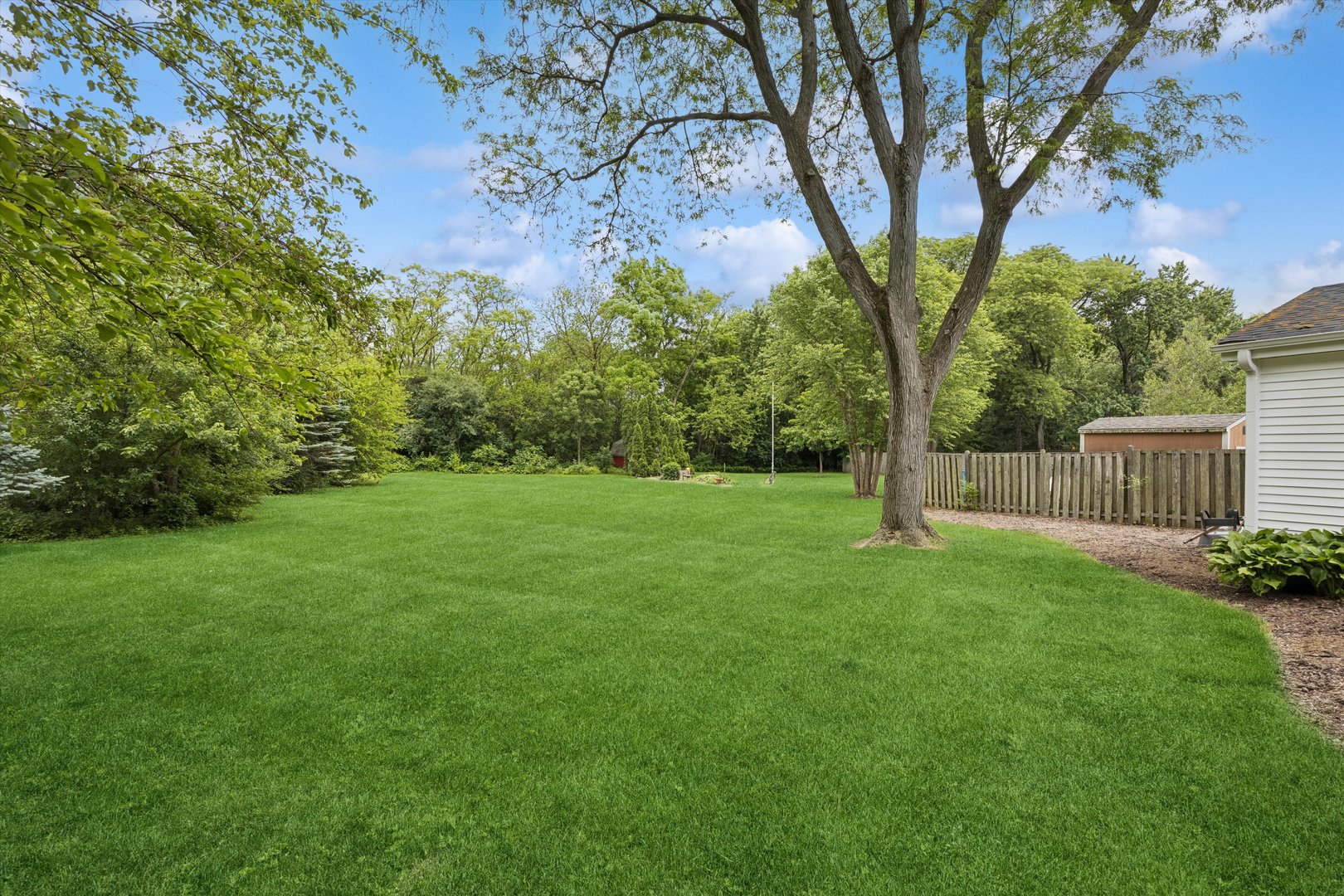 5949 Dunham Road, Downers Grove, IL 60516