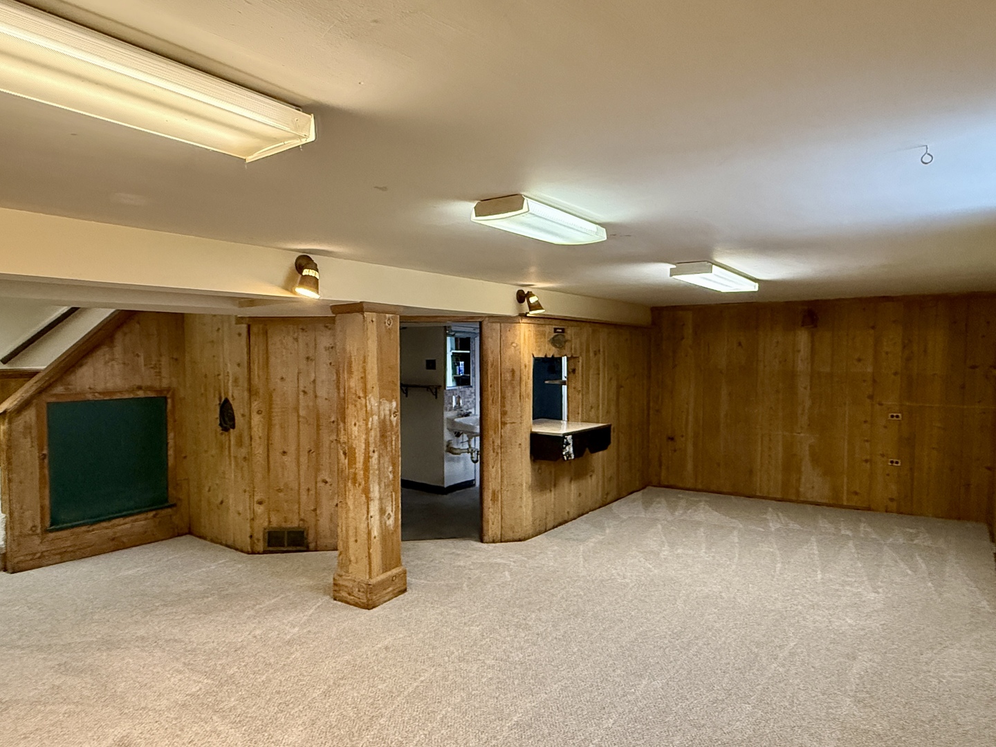 10416 S Sacramento Avenue, Chicago, IL 60655