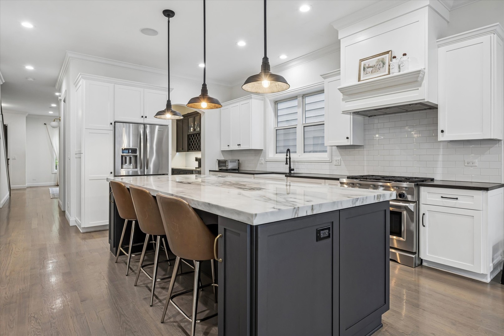 1734 N Artesian Avenue, Chicago, IL 60647