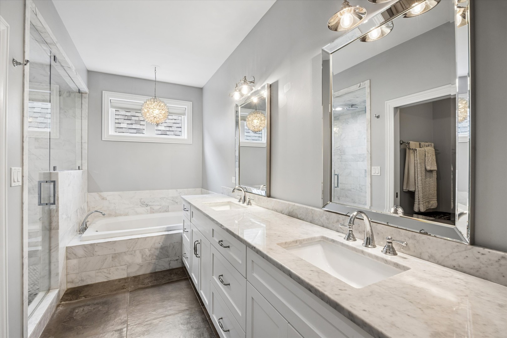 1734 N Artesian Avenue, Chicago, IL 60647
