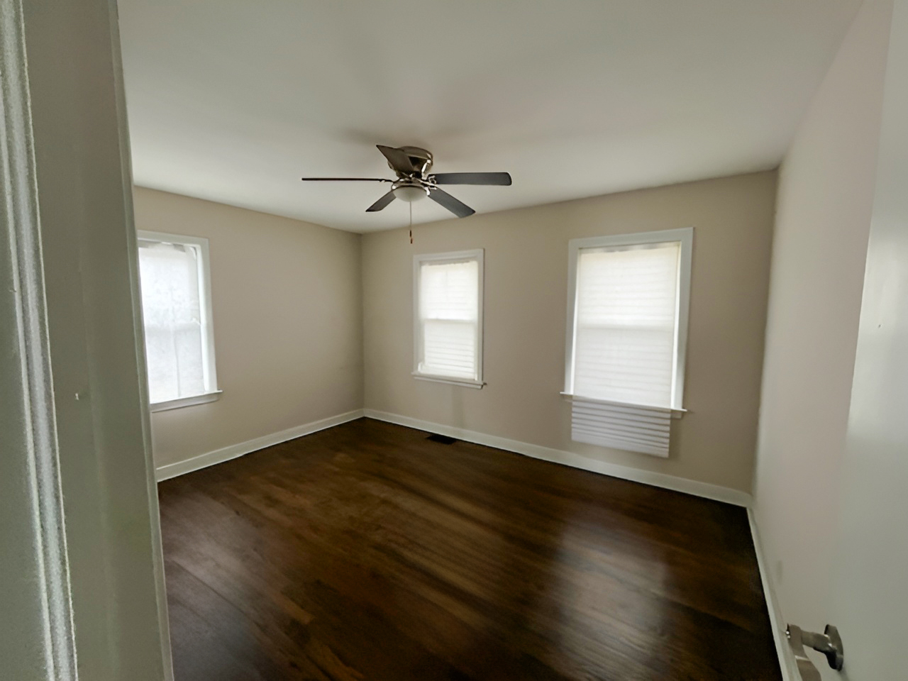 17943 Ridgewood Avenue, Lansing, IL 60438