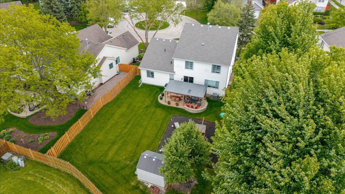 4 Forest Cove Court, Streamwood, IL 60107