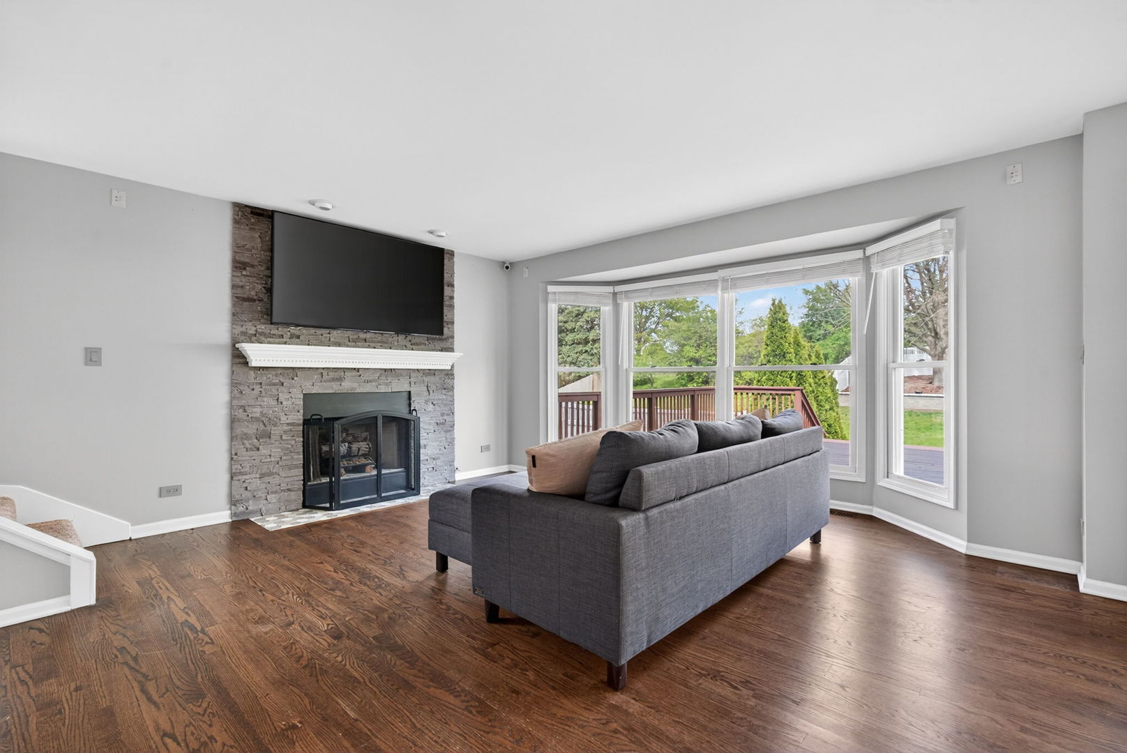 1311 Meadow Lane, North Aurora, IL 60542