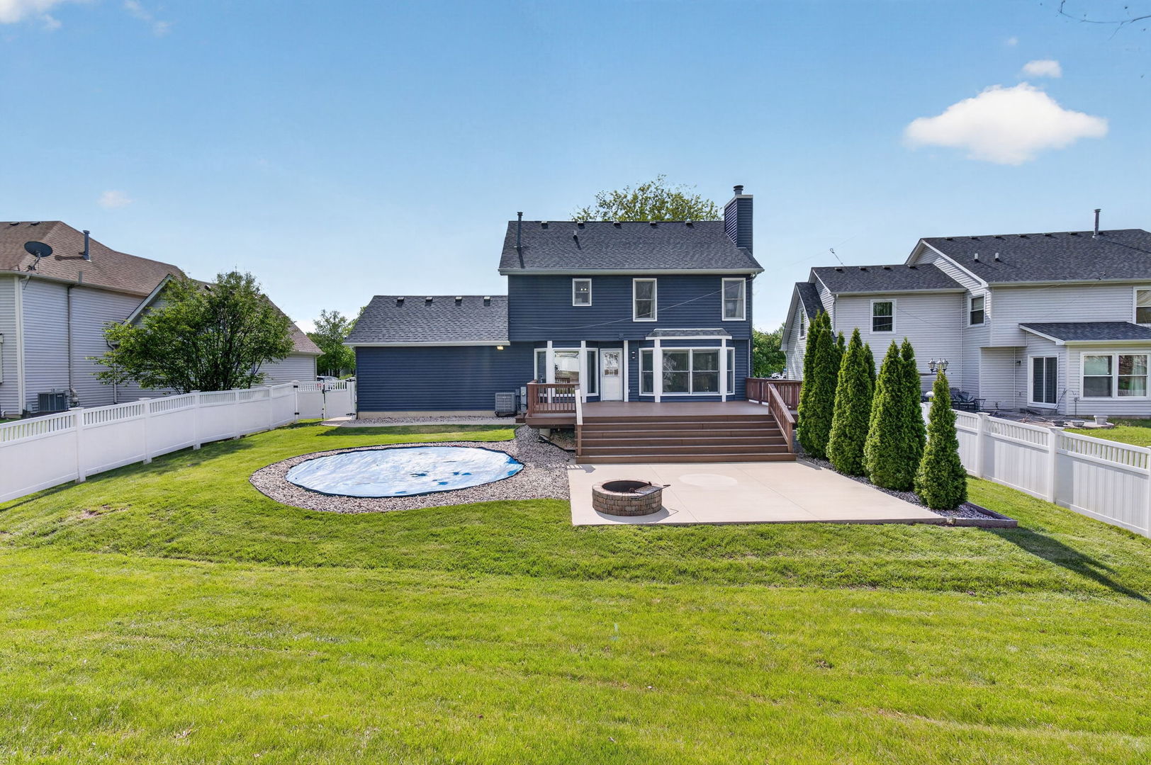 1311 Meadow Lane, North Aurora, IL 60542