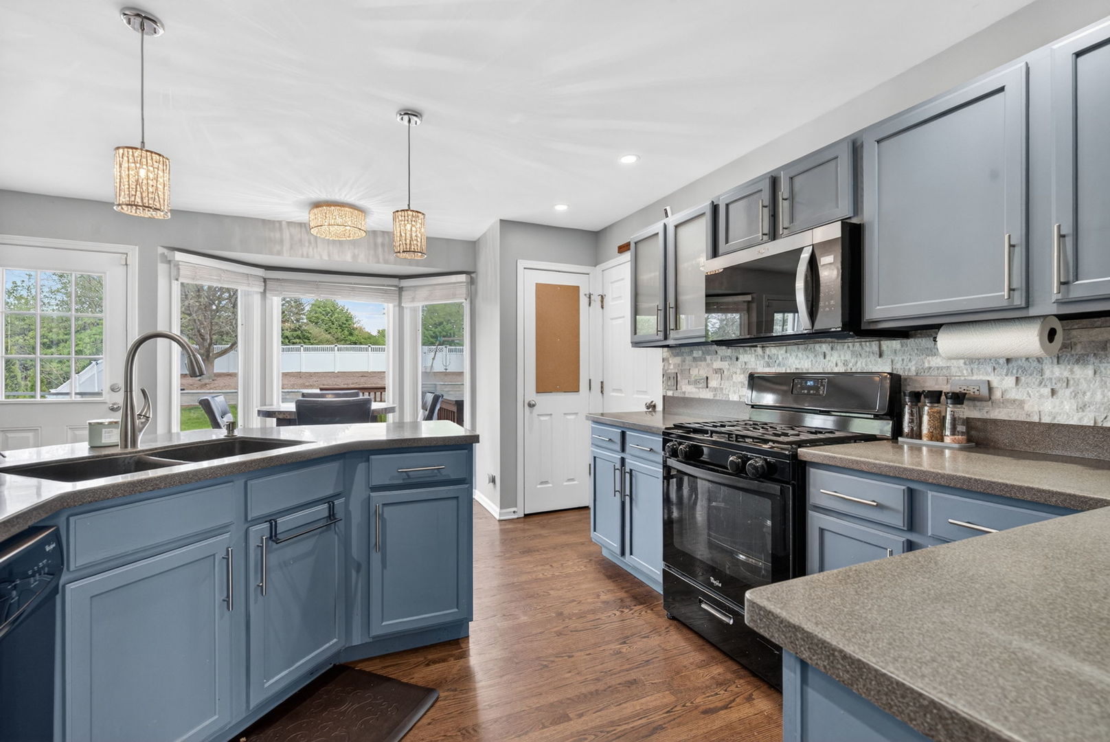 1311 Meadow Lane, North Aurora, IL 60542