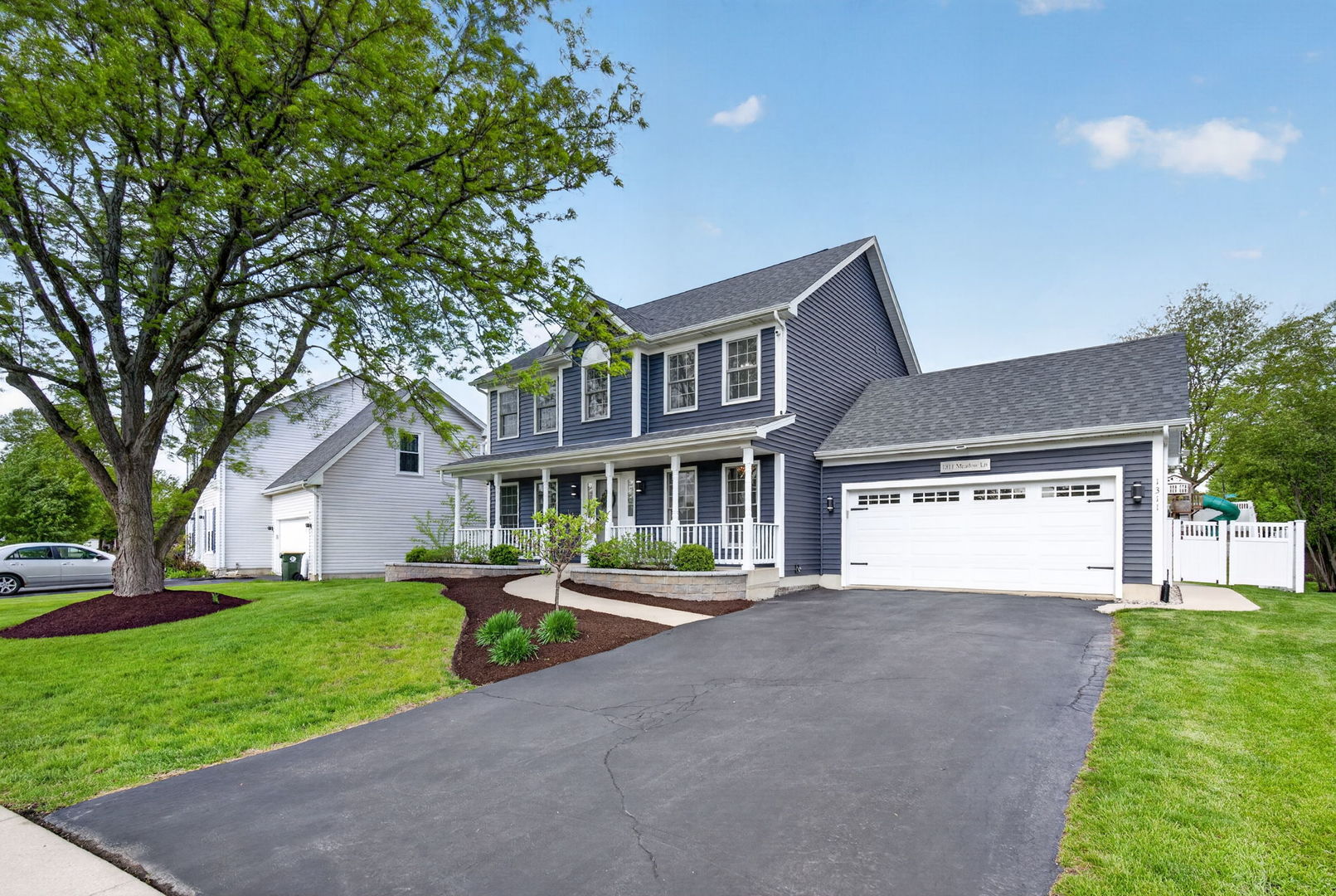 1311 Meadow Lane, North Aurora, IL 60542
