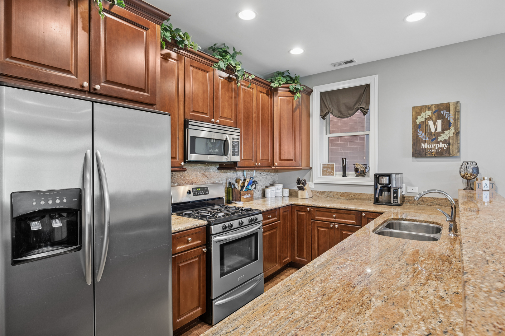 1122 W Hubbard Street #3E, Chicago, IL 60642