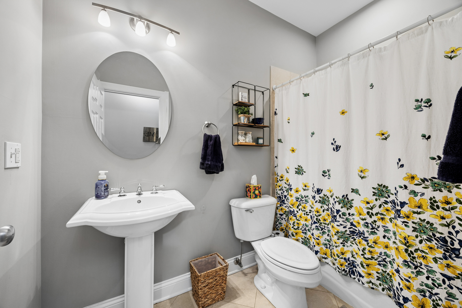 1122 W Hubbard Street #3E, Chicago, IL 60642