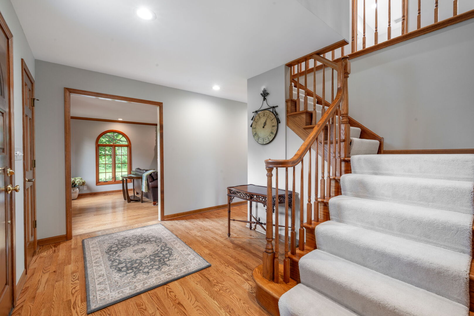 5N868 Prairie Valley Drive, St. Charles, IL 60175