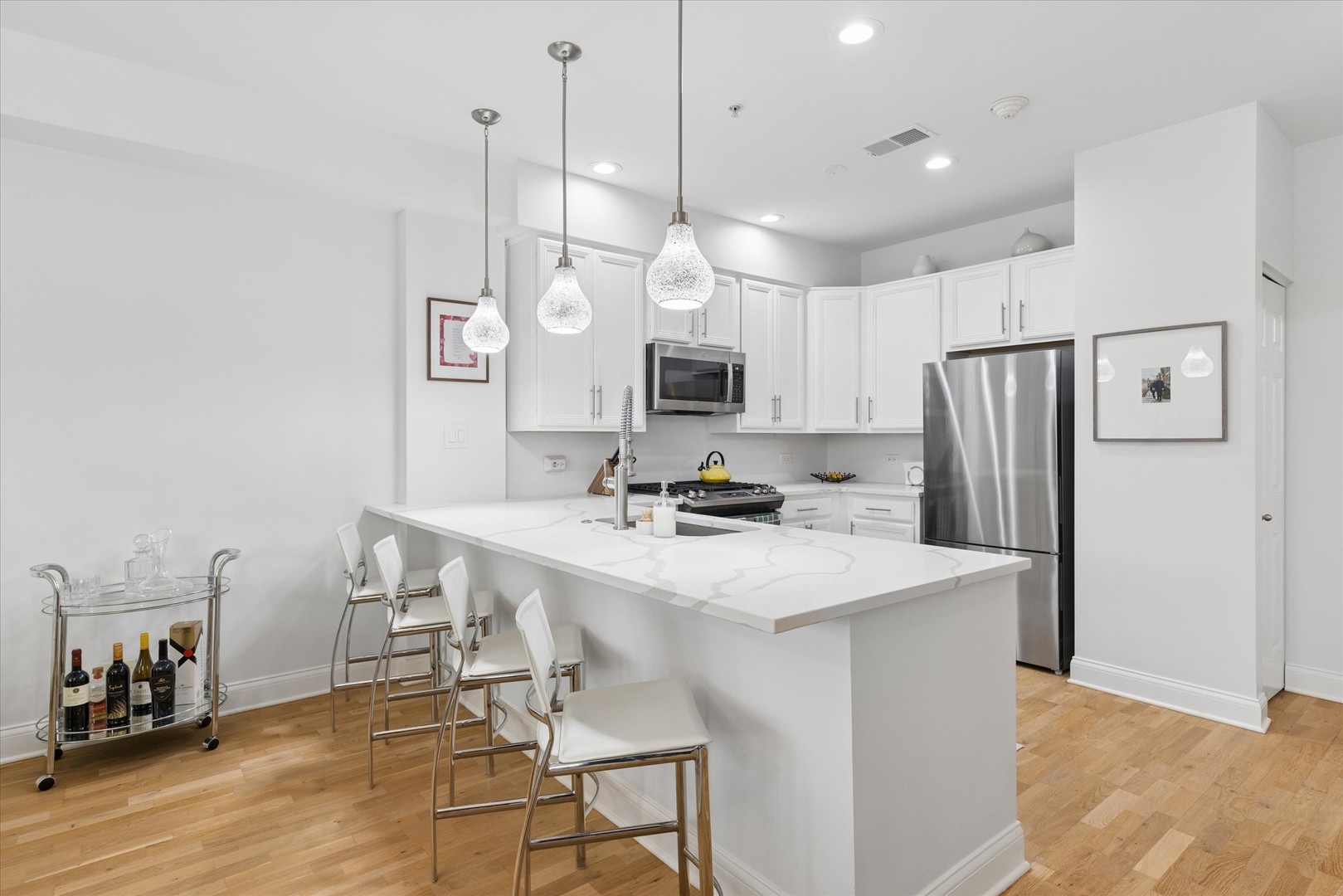 935 Burlington Avenue #110, Downers Grove, IL 60515