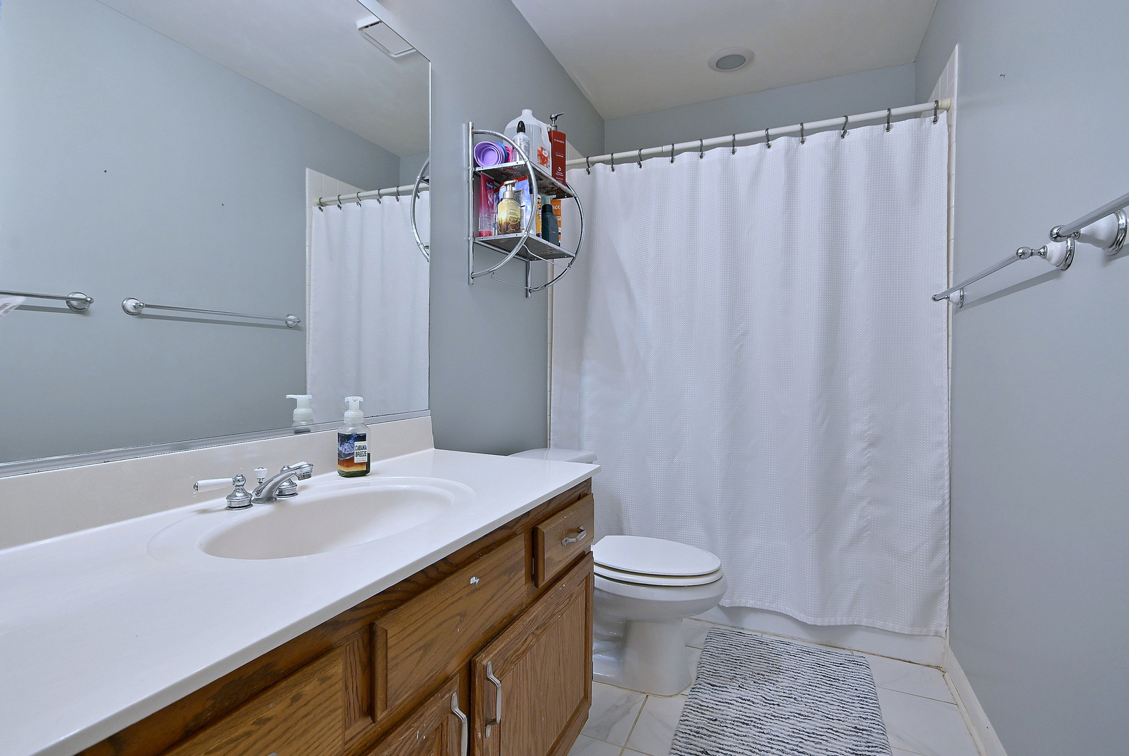 435 CROSS ARM Drive, Grayslake, IL 60030