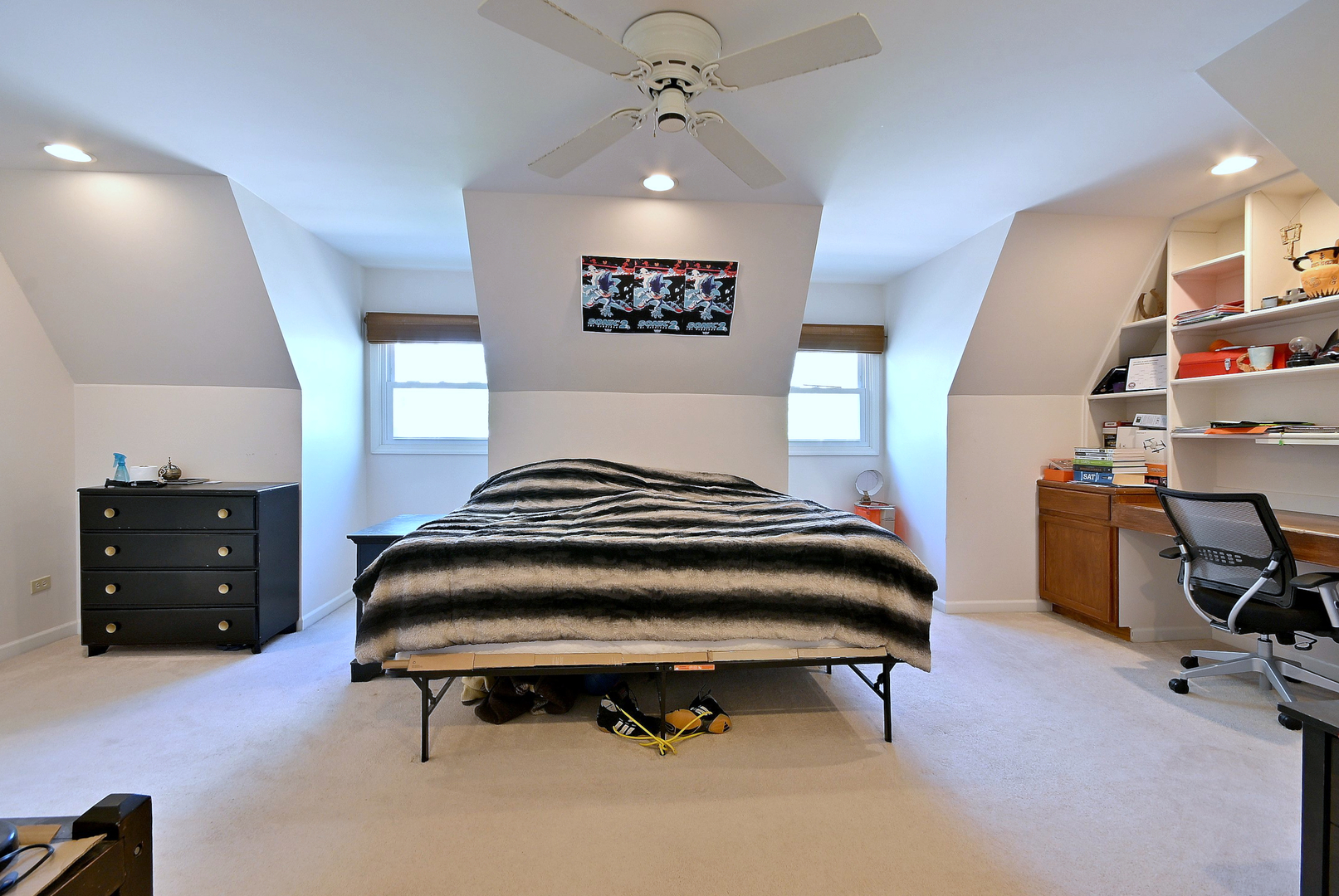 435 CROSS ARM Drive, Grayslake, IL 60030