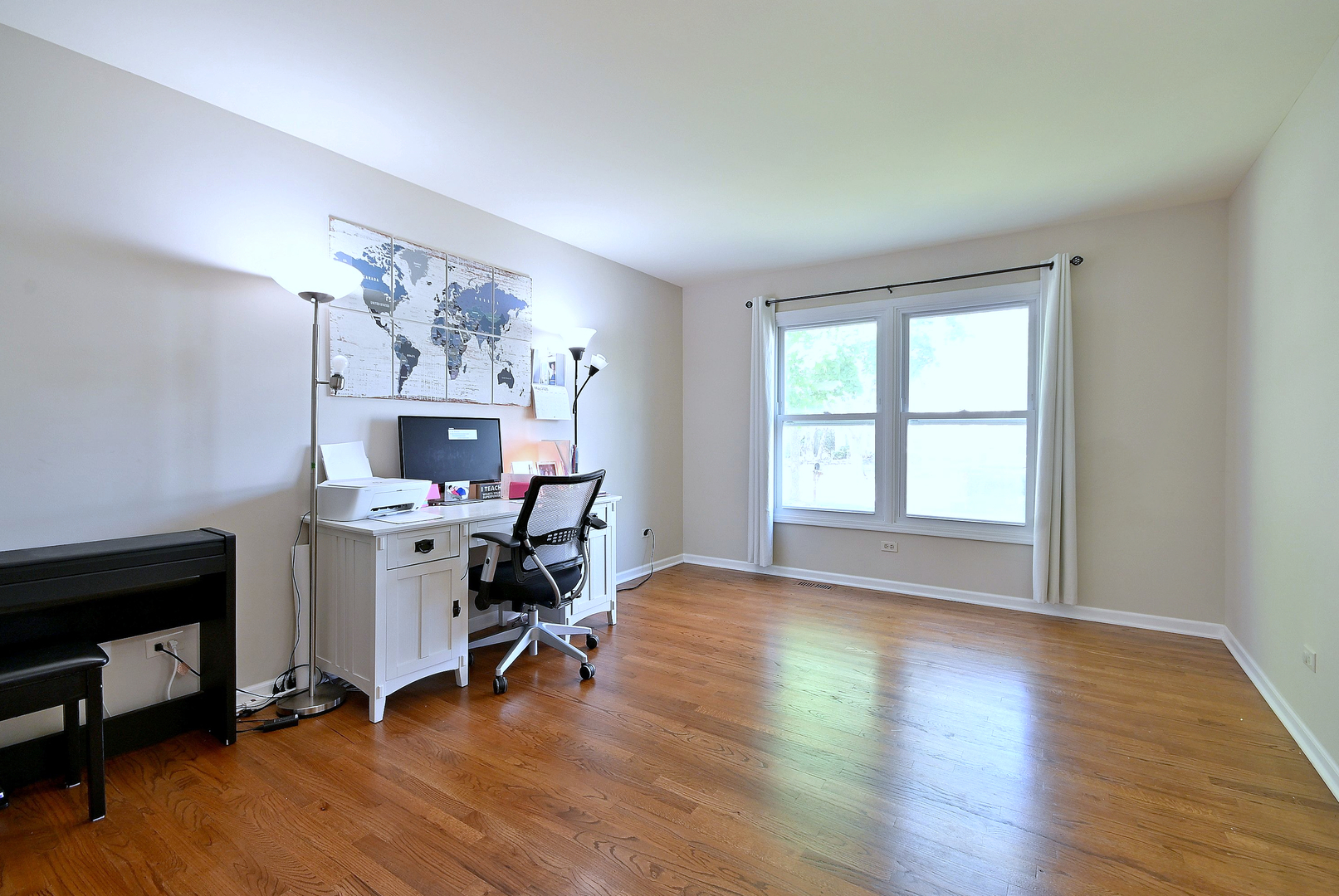 435 CROSS ARM Drive, Grayslake, IL 60030