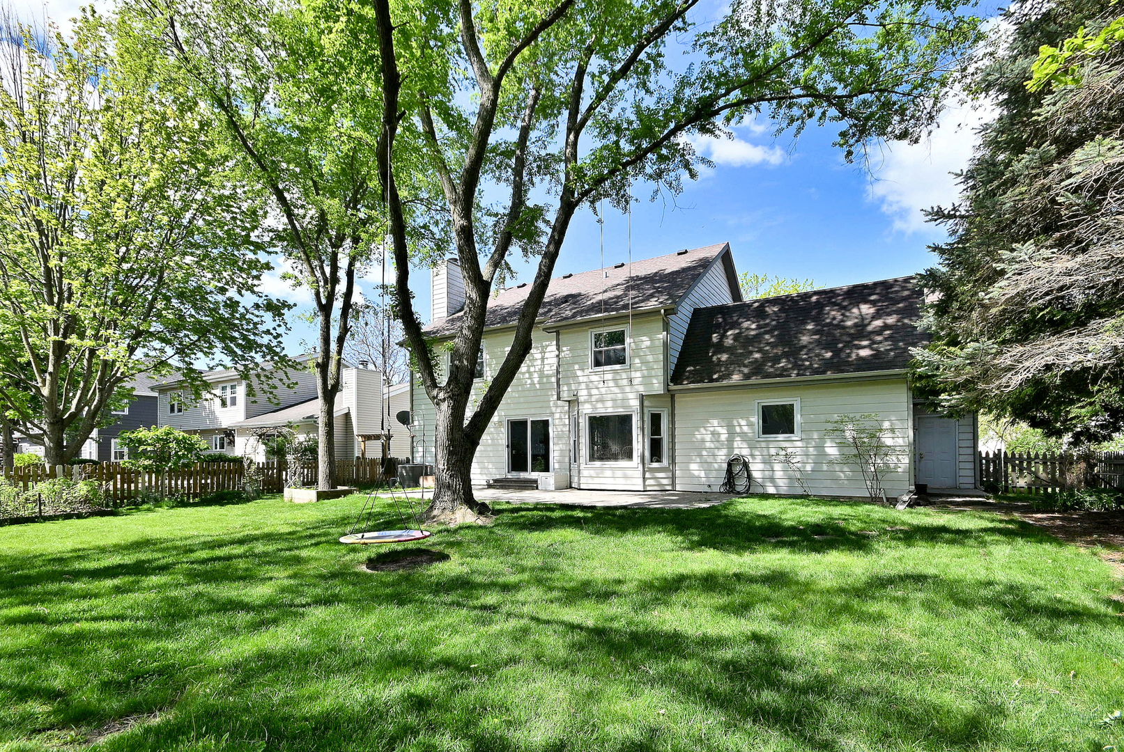 435 CROSS ARM Drive, Grayslake, IL 60030