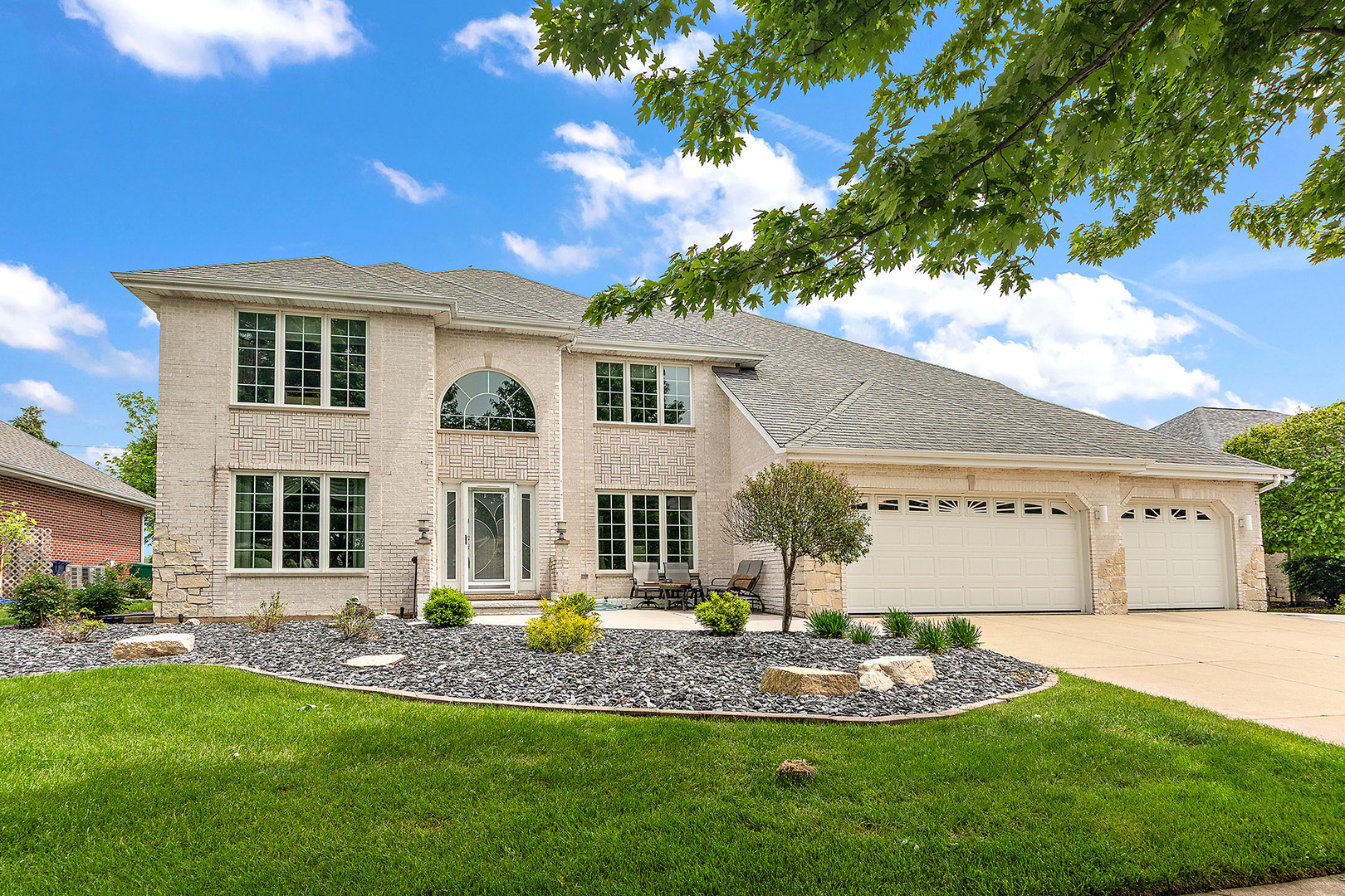 17359 Elk Drive, Orland Park, IL 60467
