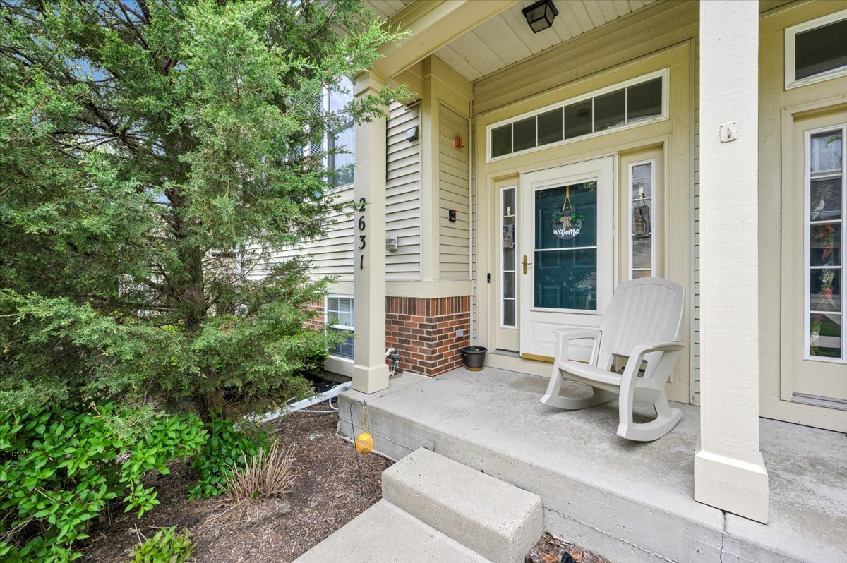 2631 N Greenwood Avenue, Arlington Heights, IL 60004