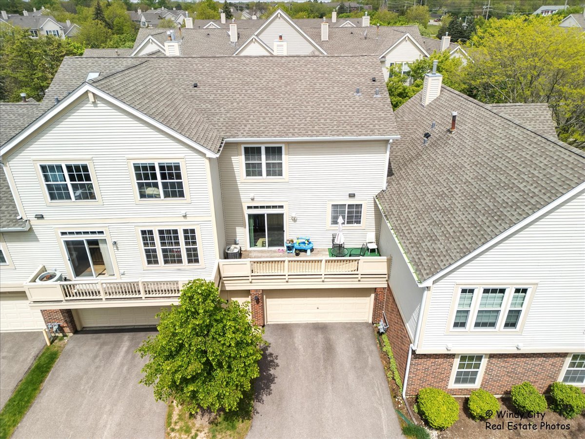 2631 N Greenwood Avenue, Arlington Heights, IL 60004