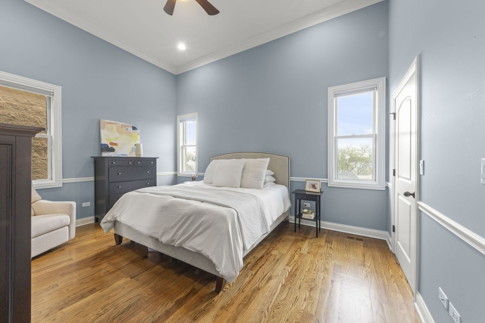 1130 W Diversey Parkway #4W, Chicago, IL 60614