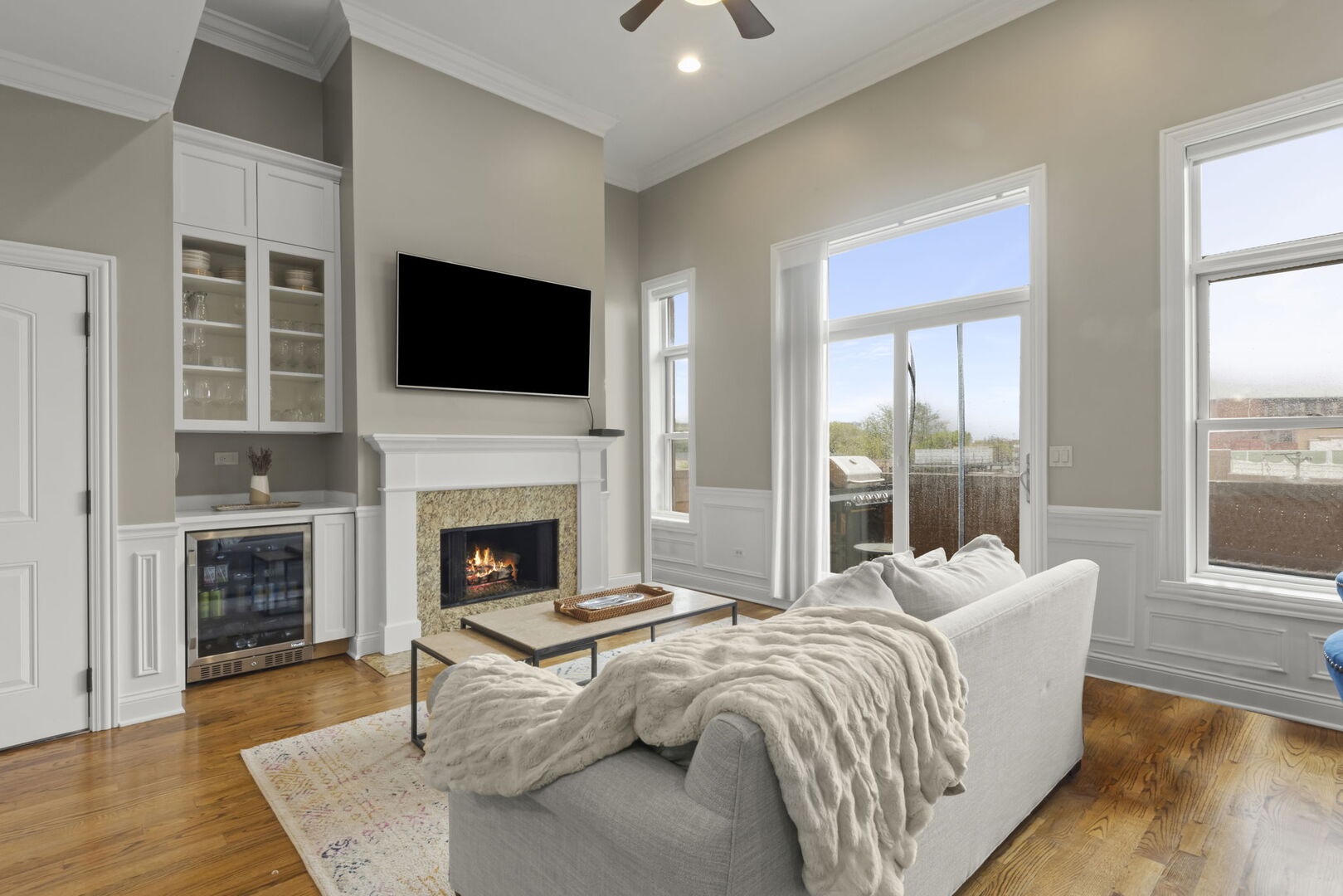 1130 W Diversey Parkway #4W, Chicago, IL 60614