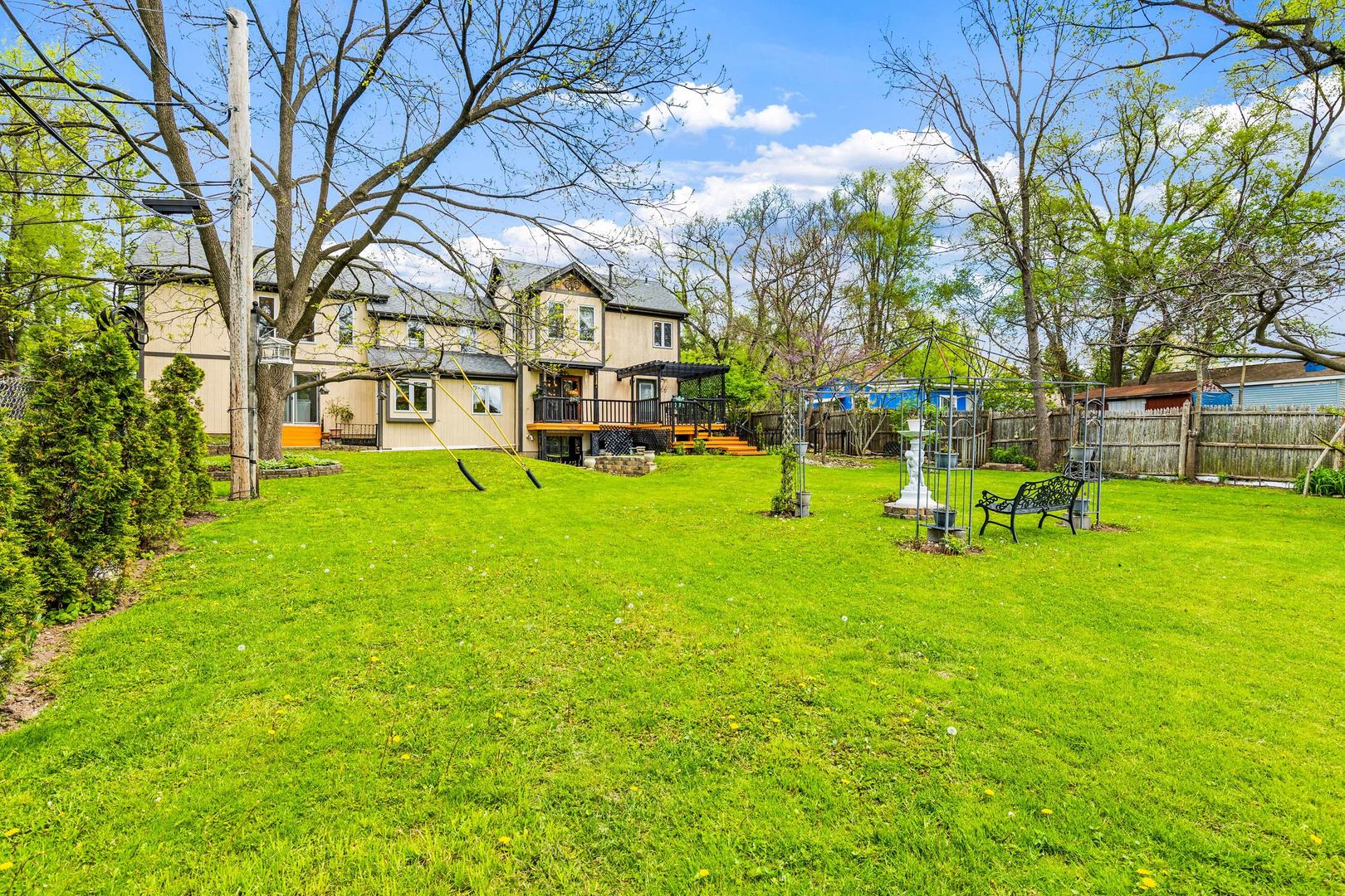 8019 Wonder View Drive, Wonder Lake, IL 60097