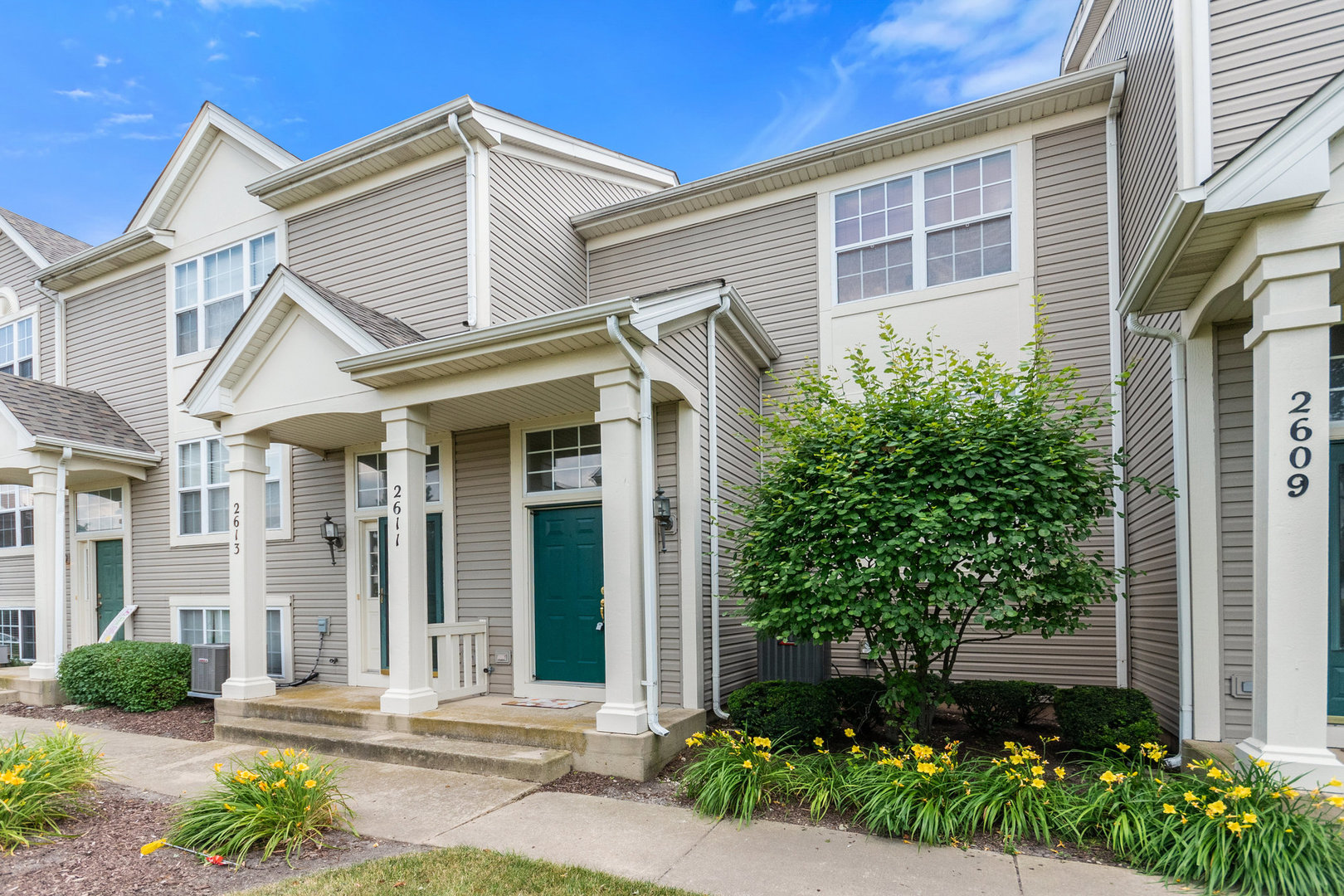 2611 Canyon Drive #2611, Plainfield, IL 60586