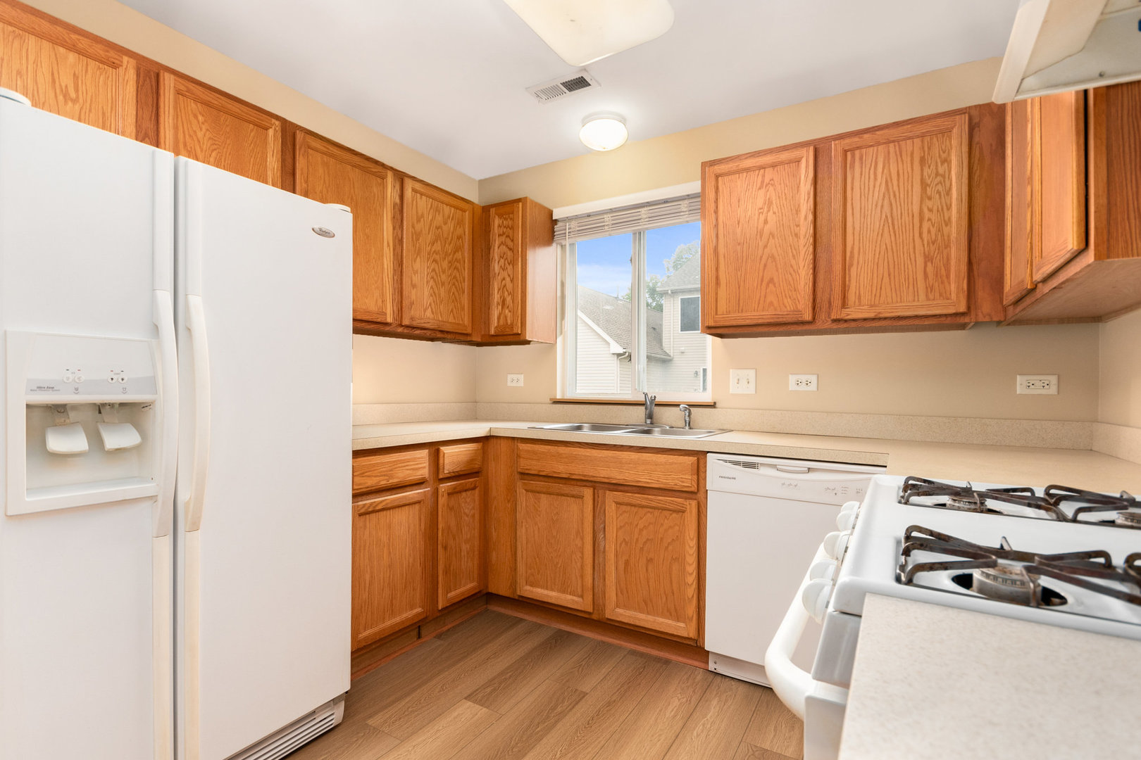 2611 Canyon Drive #2611, Plainfield, IL 60586
