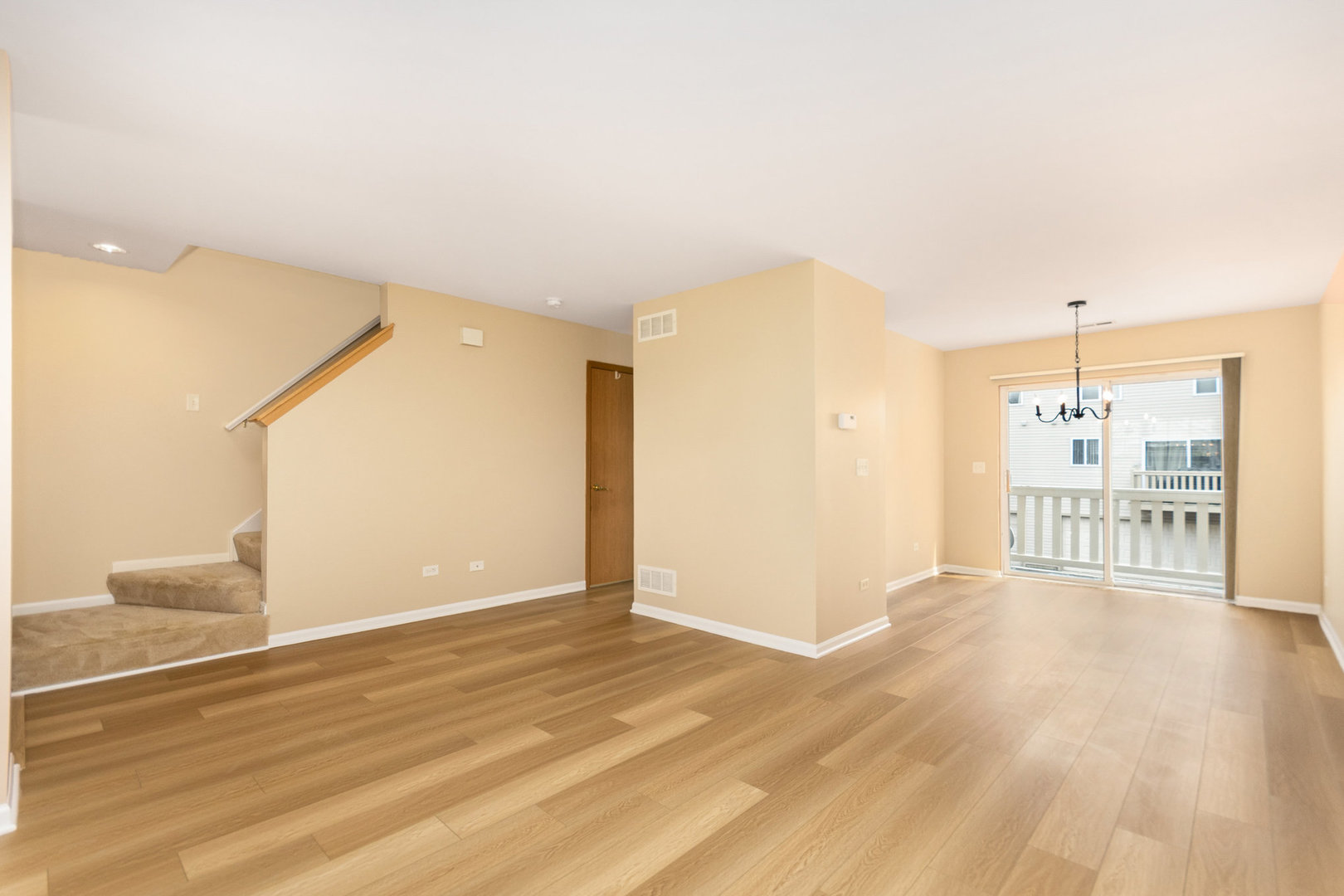 2611 Canyon Drive #2611, Plainfield, IL 60586