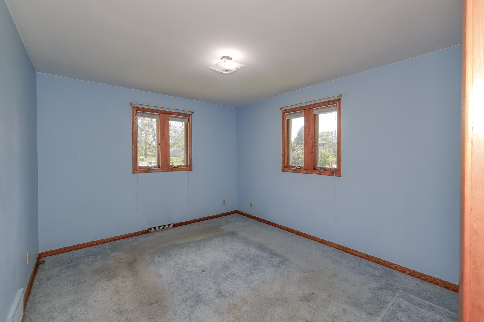 402 N First Street, Elburn, IL 60119