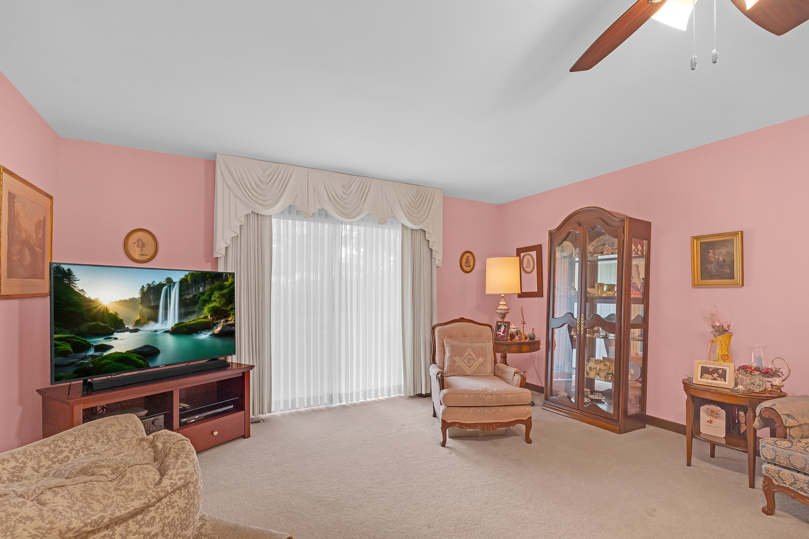 6313 Tamiami Drive, Downers Grove, IL 60516
