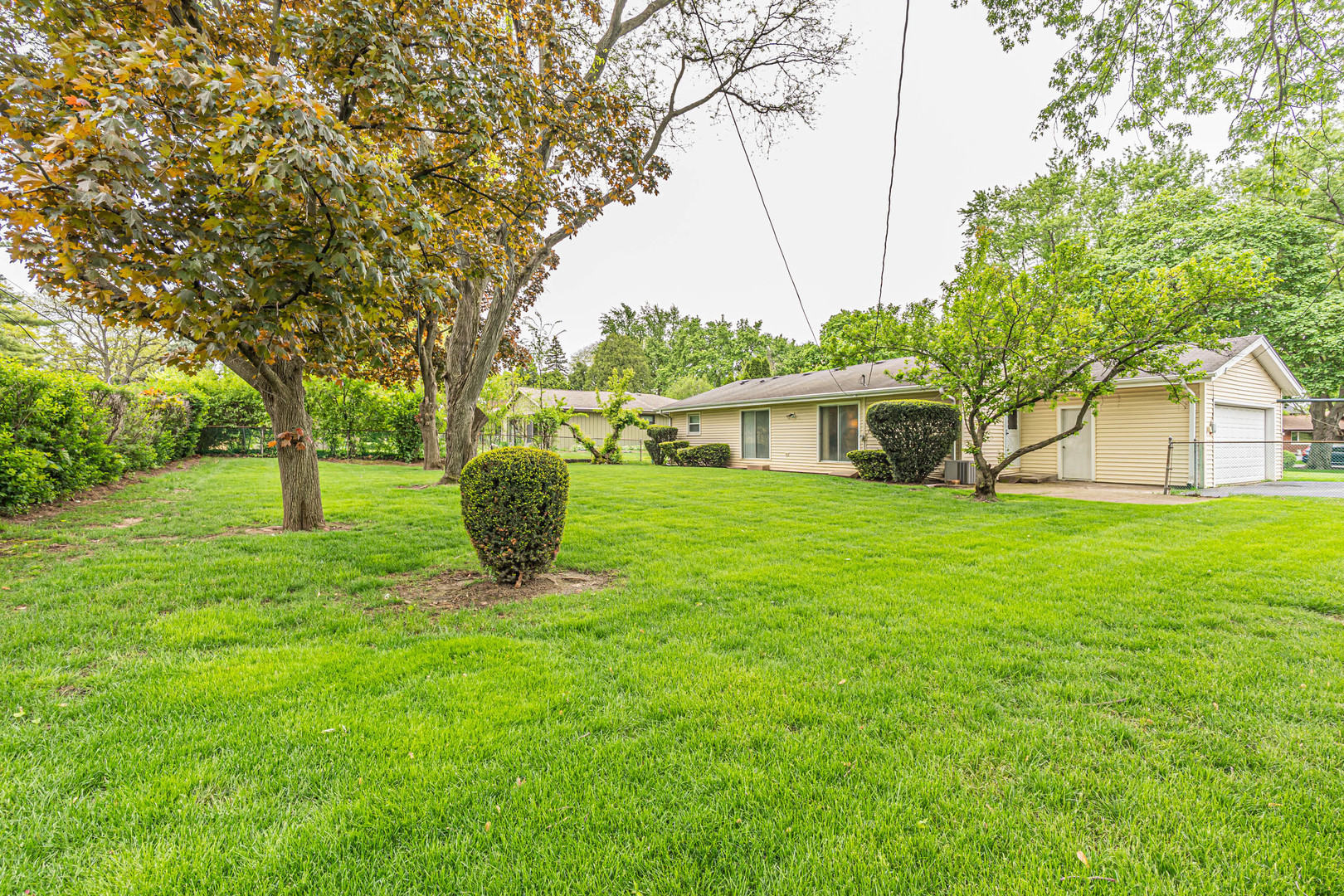 6313 Tamiami Drive, Downers Grove, IL 60516
