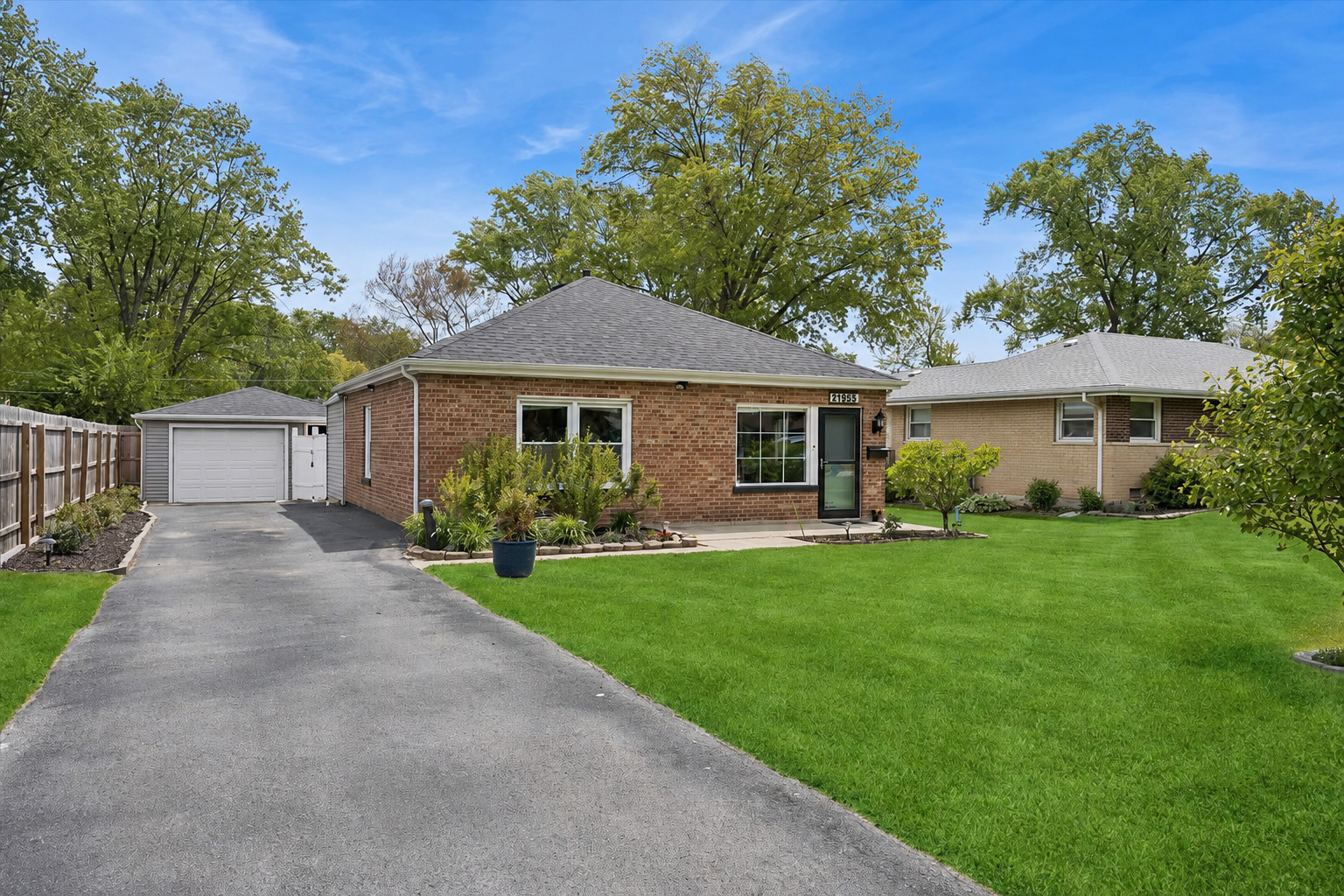 21955 Millard Avenue, Richton Park, IL 60471