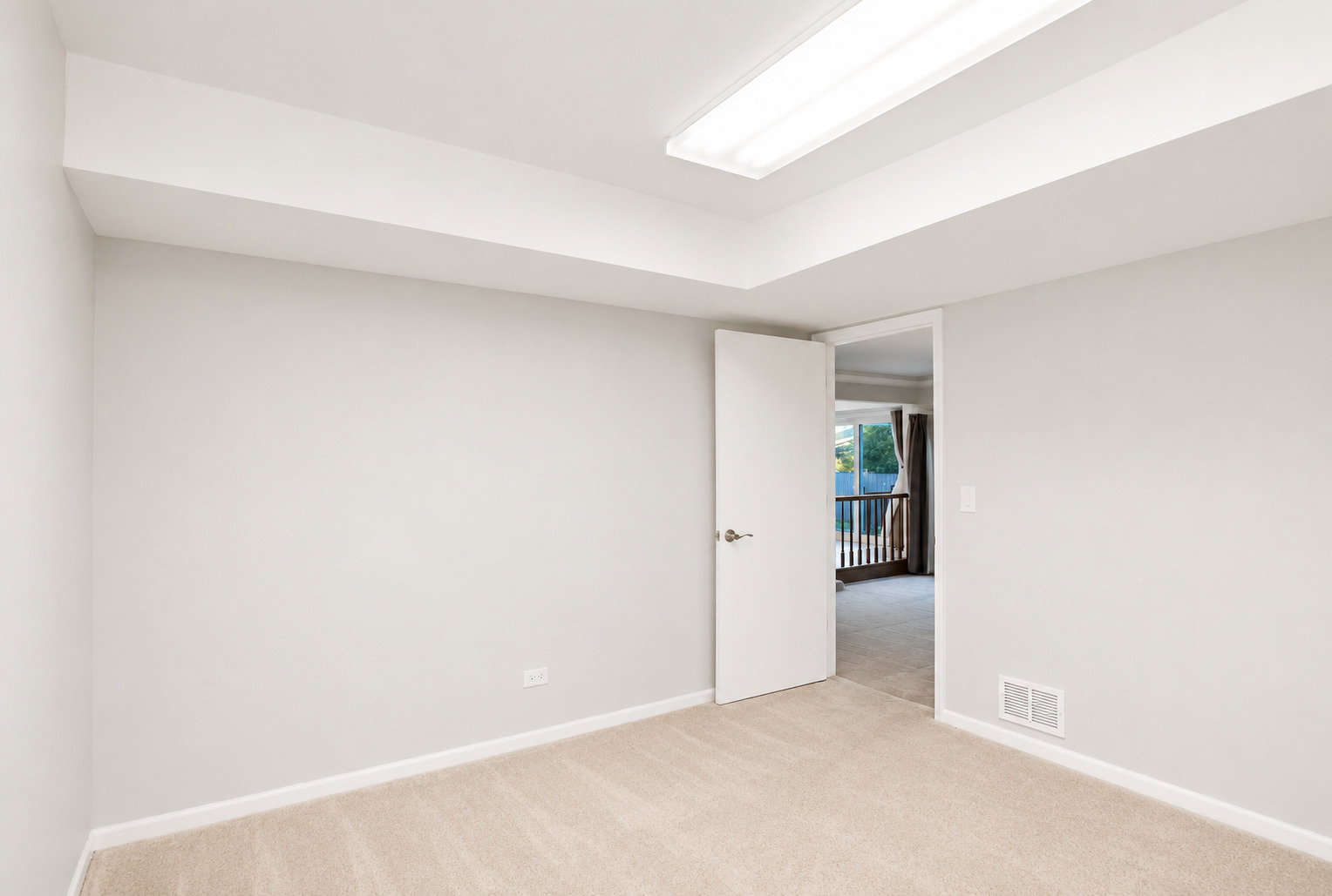 1441 W AUTUMN Trail, Addison, IL 60101