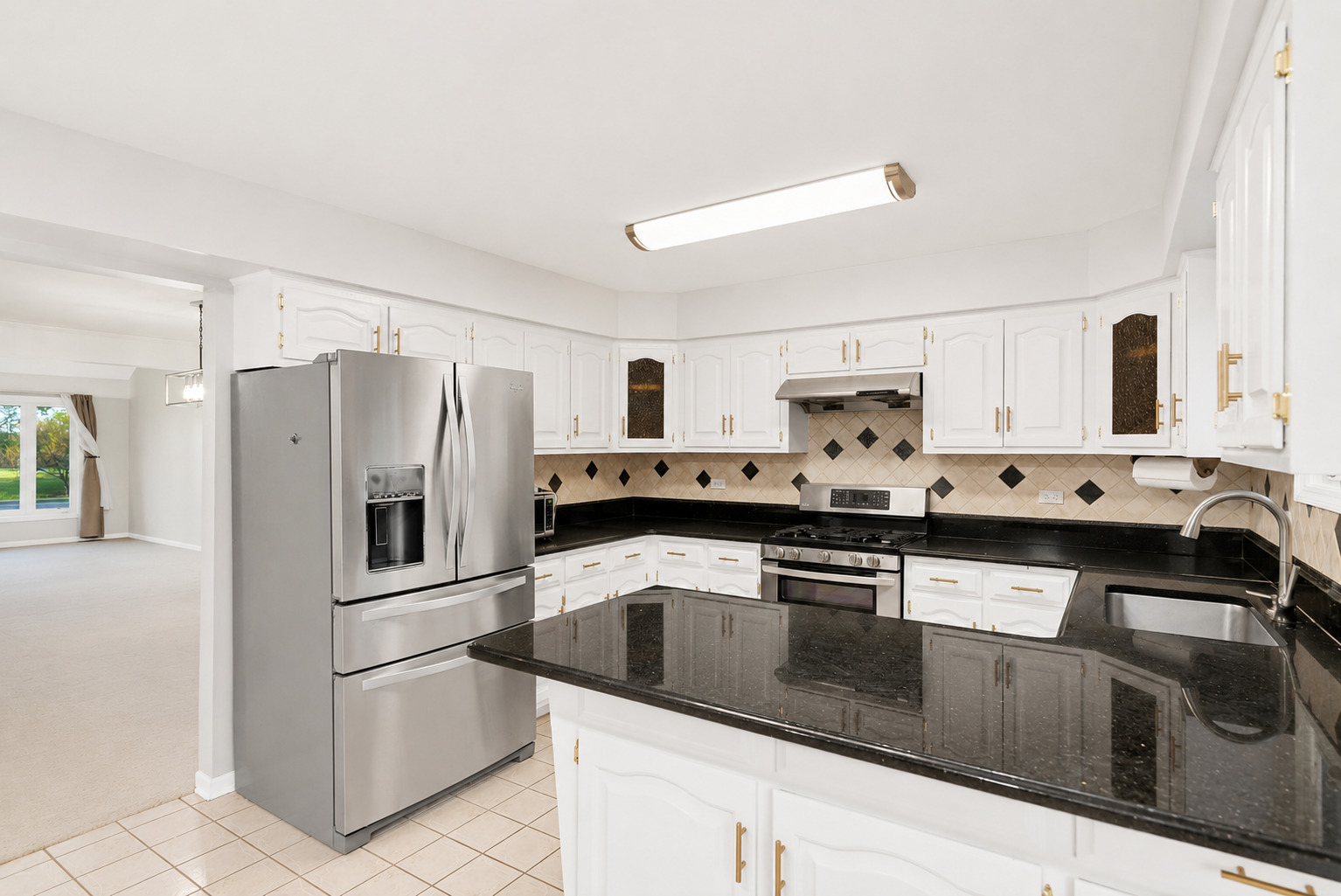 1441 W AUTUMN Trail, Addison, IL 60101