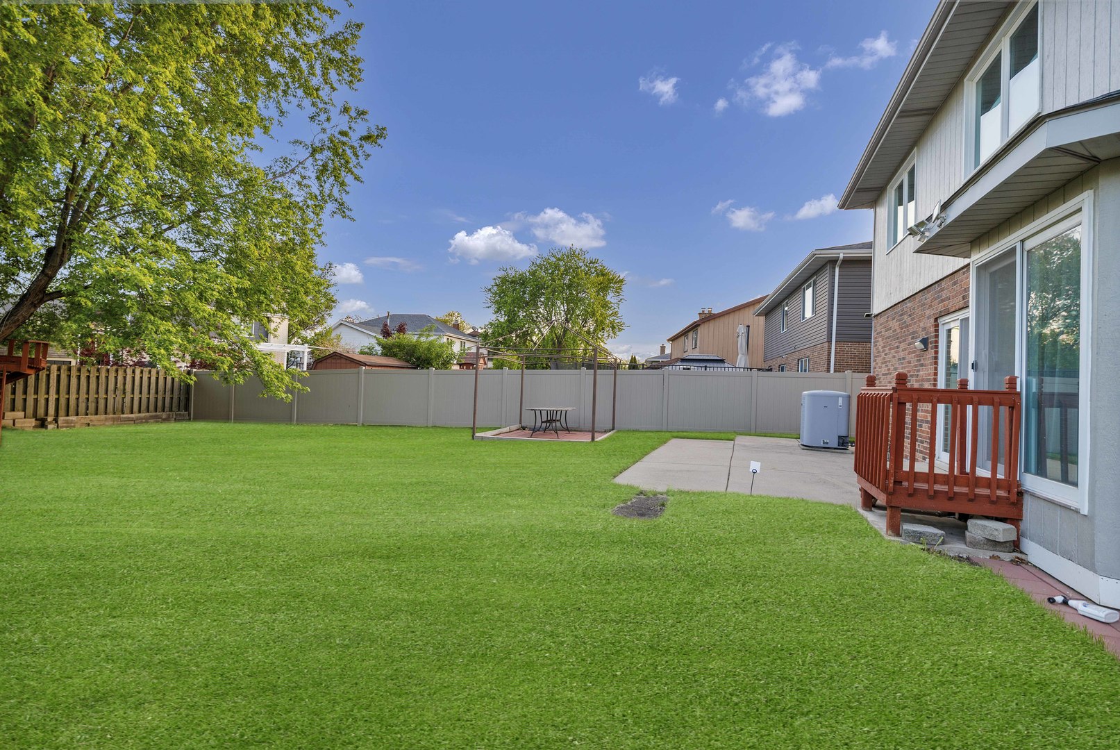 1441 W AUTUMN Trail, Addison, IL 60101