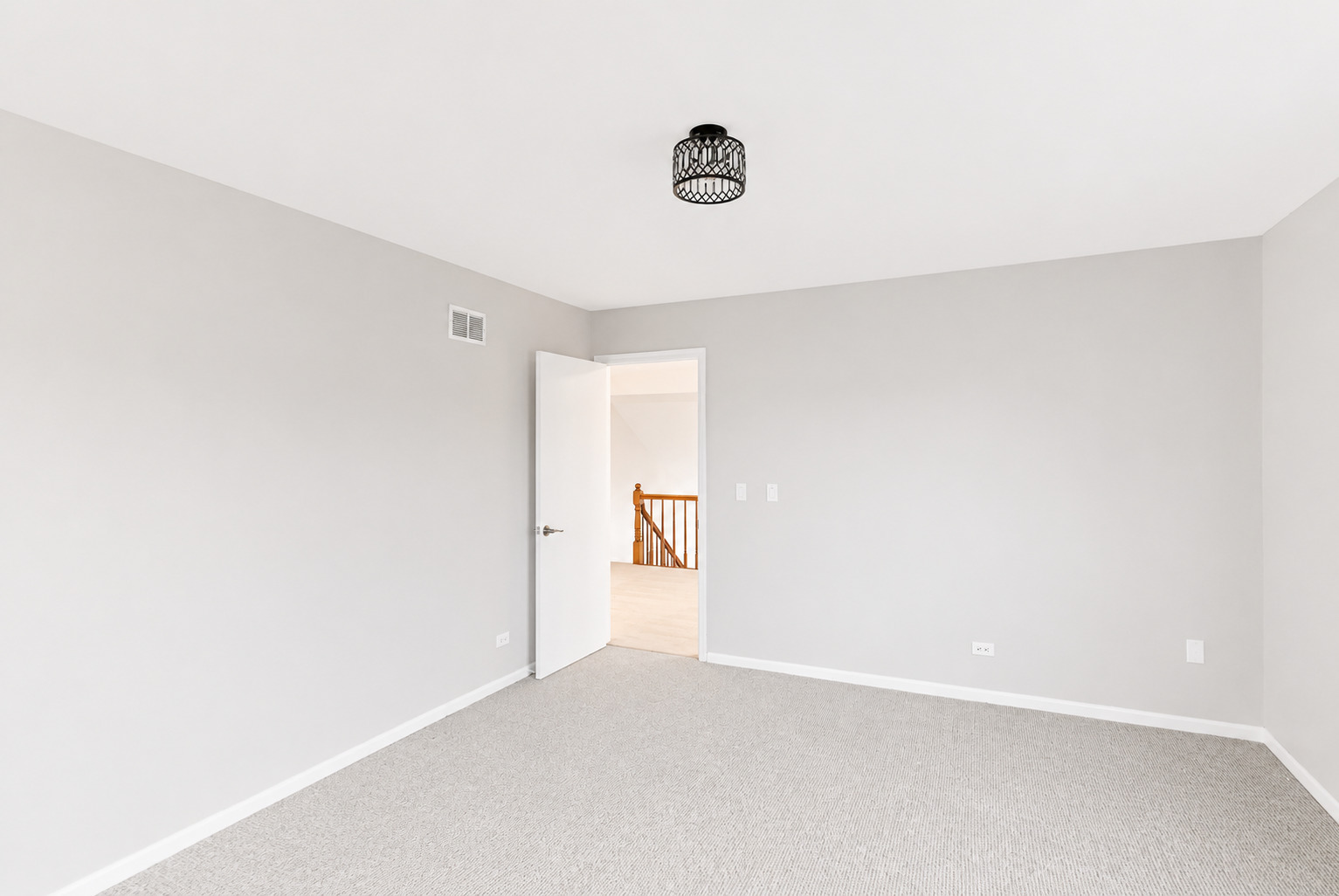 1441 W AUTUMN Trail, Addison, IL 60101