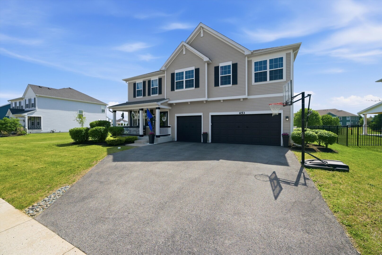 653 Otter Way, Oswego, IL 60543