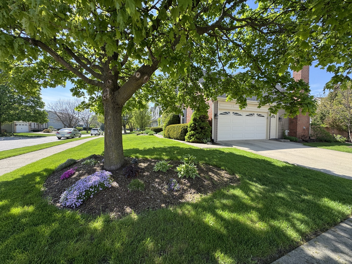 27W228 Heather Lane, Winfield, IL 60190
