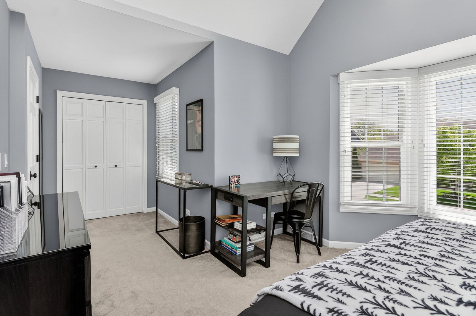 27W228 Heather Lane, Winfield, IL 60190
