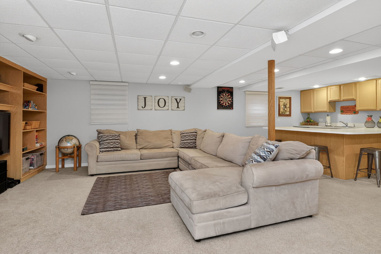 27W228 Heather Lane, Winfield, IL 60190