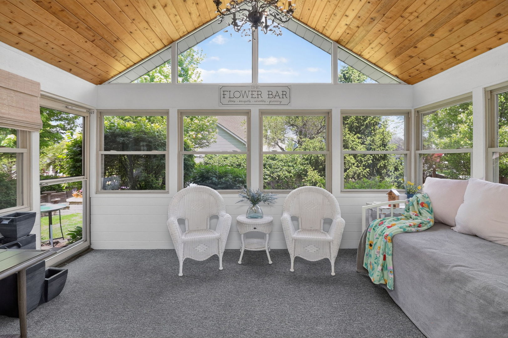 27W228 Heather Lane, Winfield, IL 60190