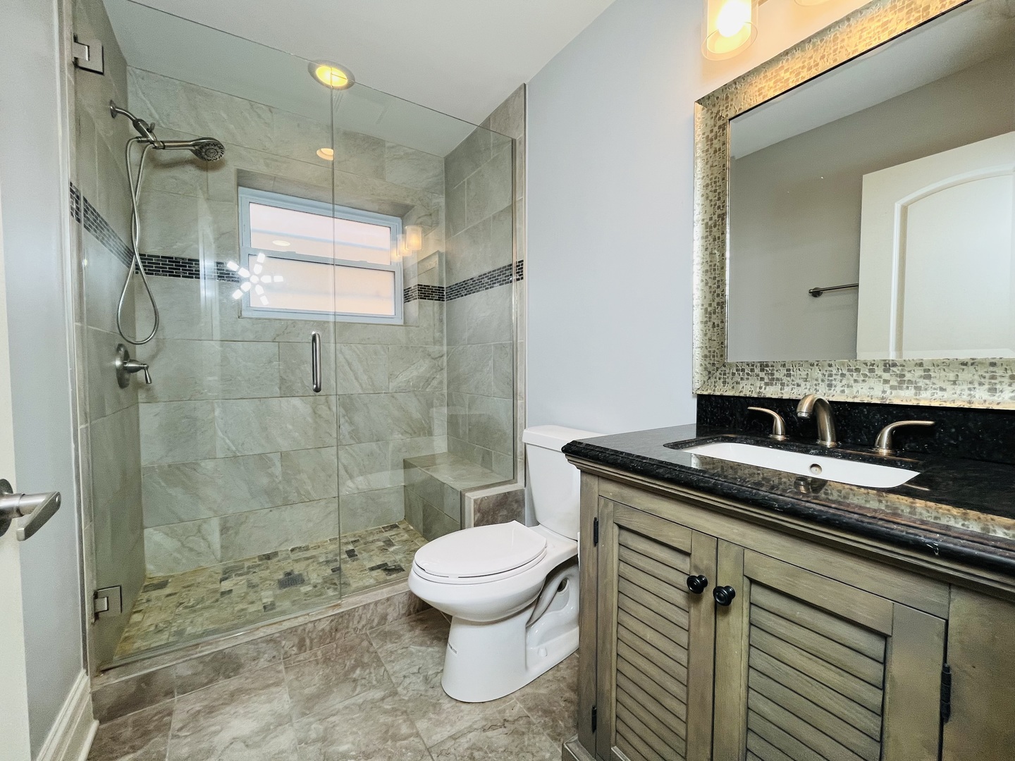 4532 N NOTTINGHAM Avenue #2, Norridge, IL 60706