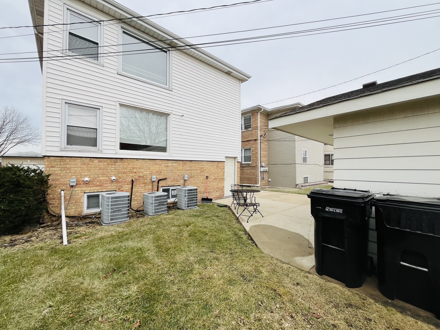 4532 N NOTTINGHAM Avenue #2, Norridge, IL 60706