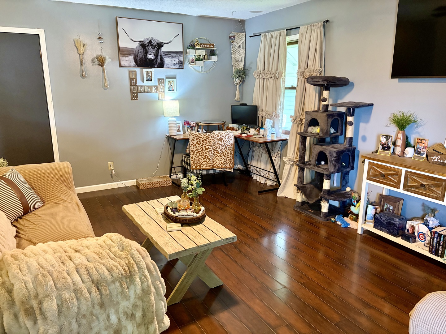 6 Blair Court, Clinton, IL 61727