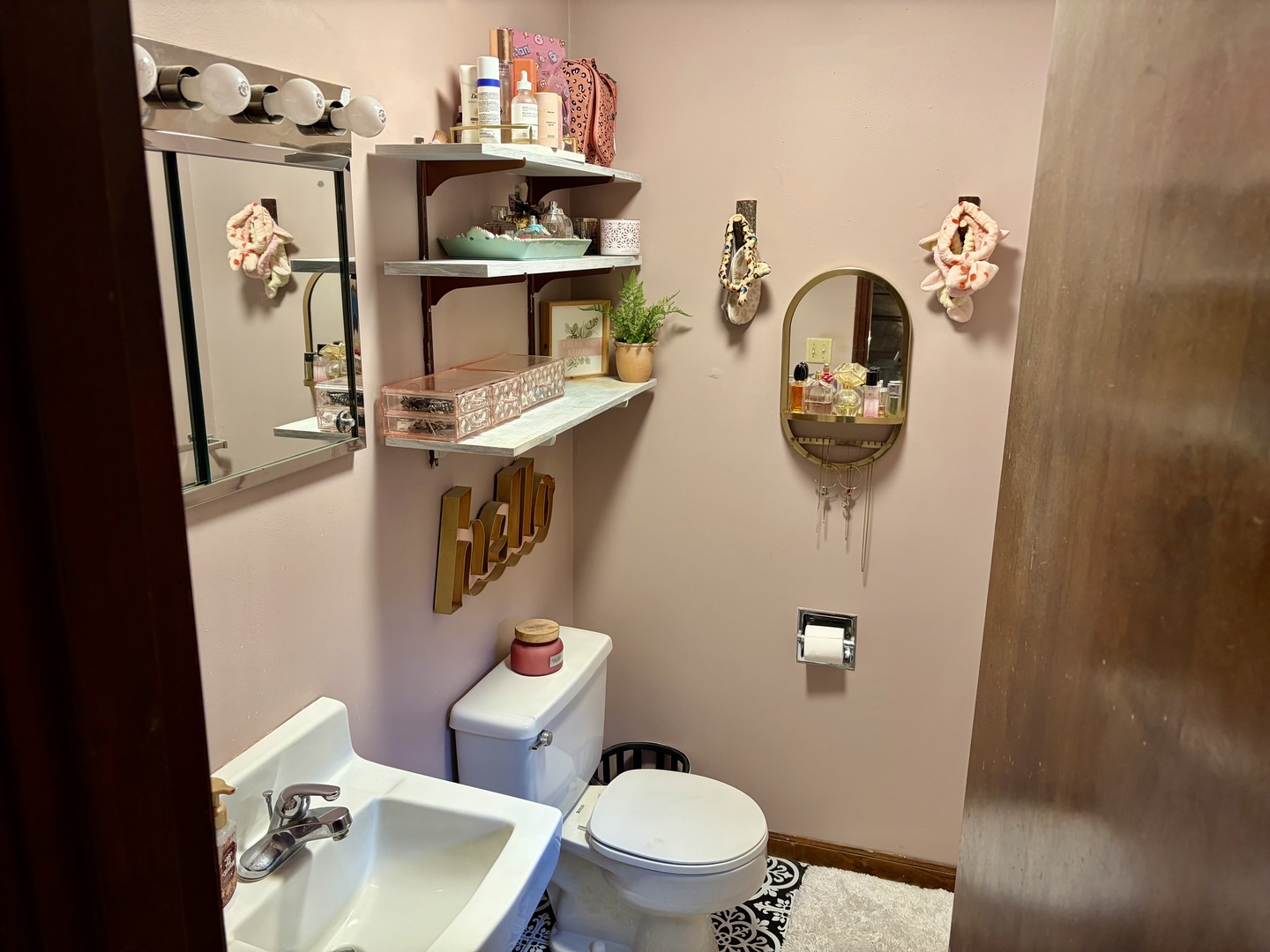 6 Blair Court, Clinton, IL 61727